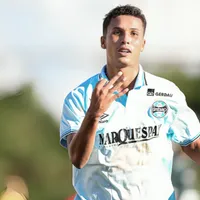 Grêmio confirma contratação em definitivo de joia da Copinha