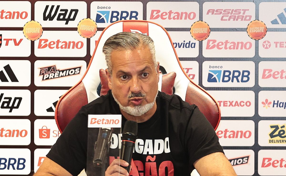 Boto não descarta chance de contratar Vinícius Júnior no Flamengo em 2027: “Contrato está acabando”