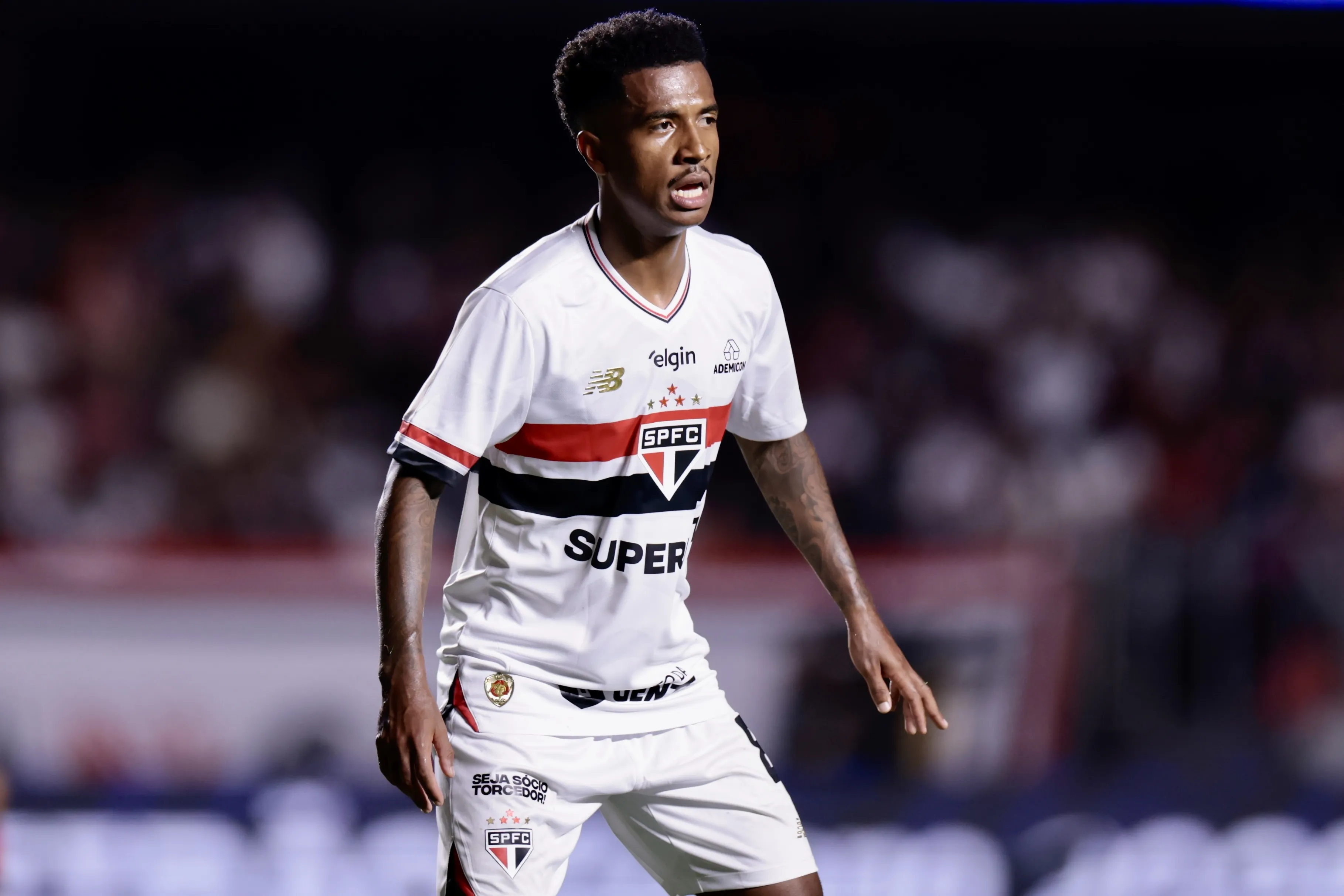 Marcos Antônio durante o jogo contra o Flamengo. Foto: Marcello Zambrana/AGIF