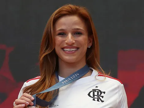Flamengo renova contrato da ginasta Jade Barbosa
