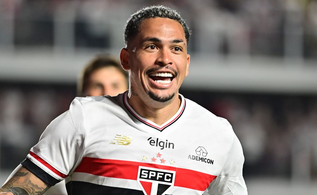 Craque Neto defende Luciano e critica postura da torcida do São Paulo: “Ninguém dá moral pro rapaz”
