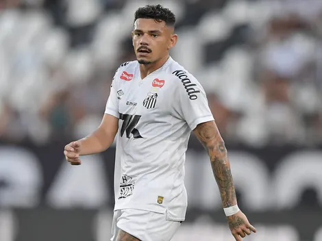 Tiquinho Soares pode reforçar o Santos contra o São Paulo