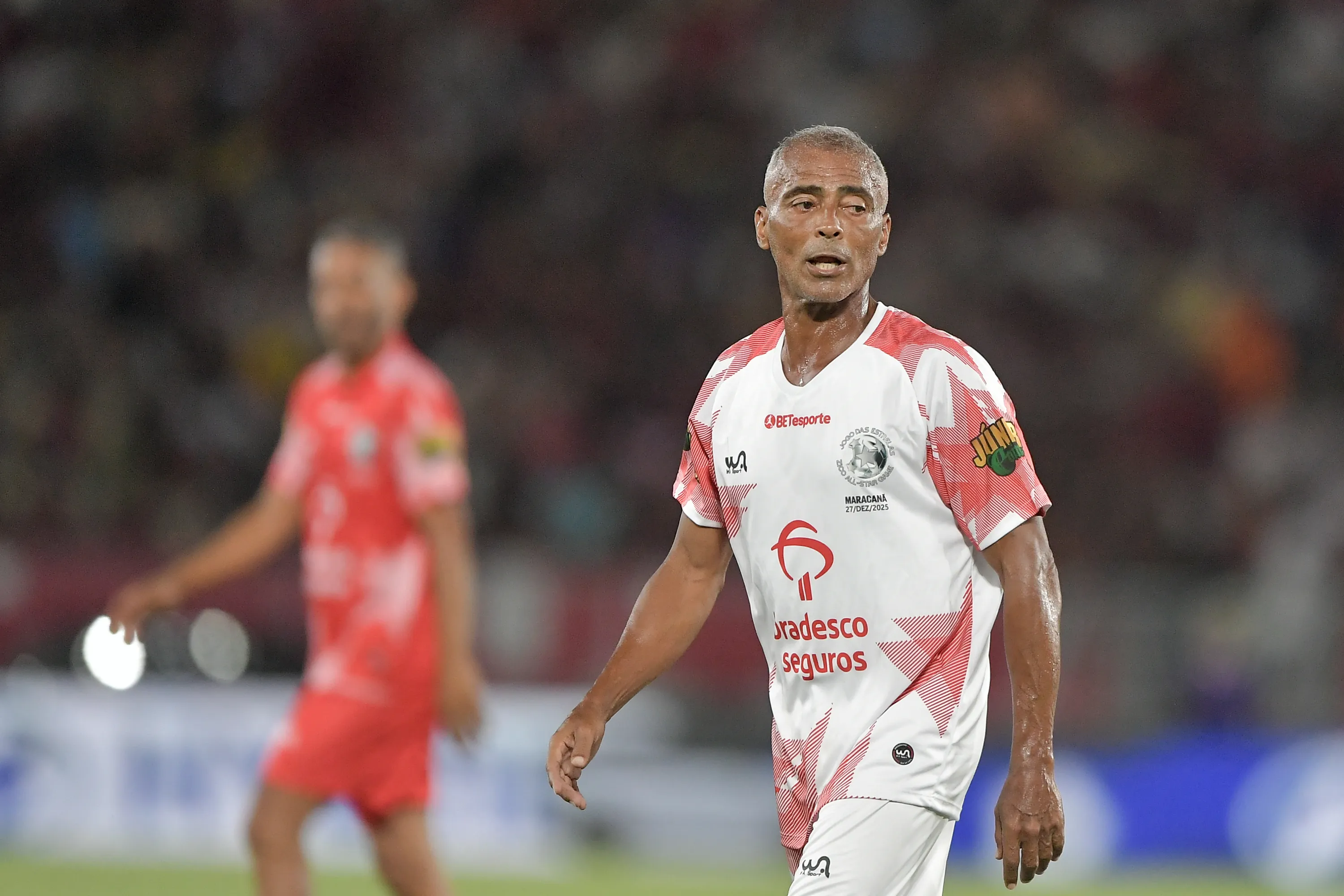 Romário durante partida pelo Jogo das Estrelas – Zico All Star Game 2025 Foto: Thiago Ribeiro/AGIF