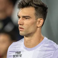 Léo Jardim critica atuação interna e expõe cobrança ao elenco