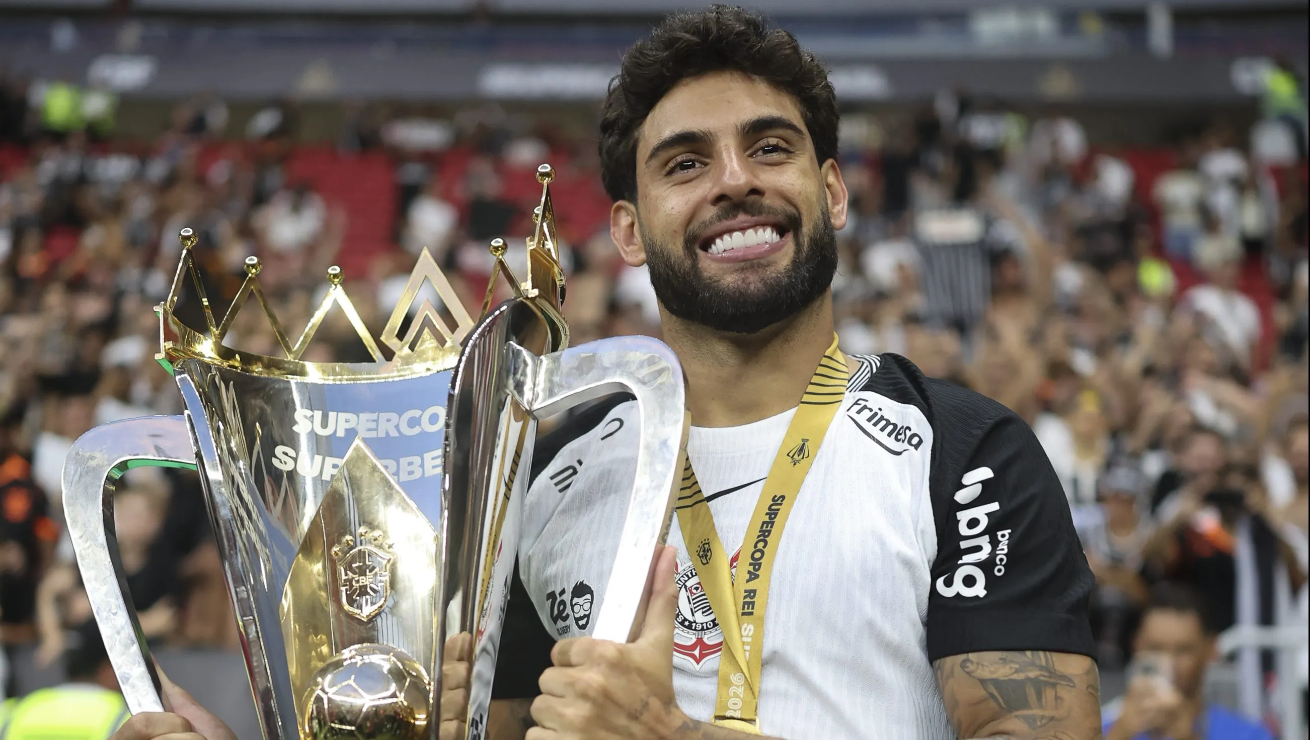DF – BRASILIA – 01/02/2026 – SUPER COPA DO REI 2026, FLAMENGO X CORINTHIANS –  Yuri Alberto do Corinthians comemora titulo de campeao apos partida contra o Flamengo no estadio Mane Garrincha pela decisao do campeonato Super Copa Do Rei 2026. Foto: Mateus Bonomi/AGIF