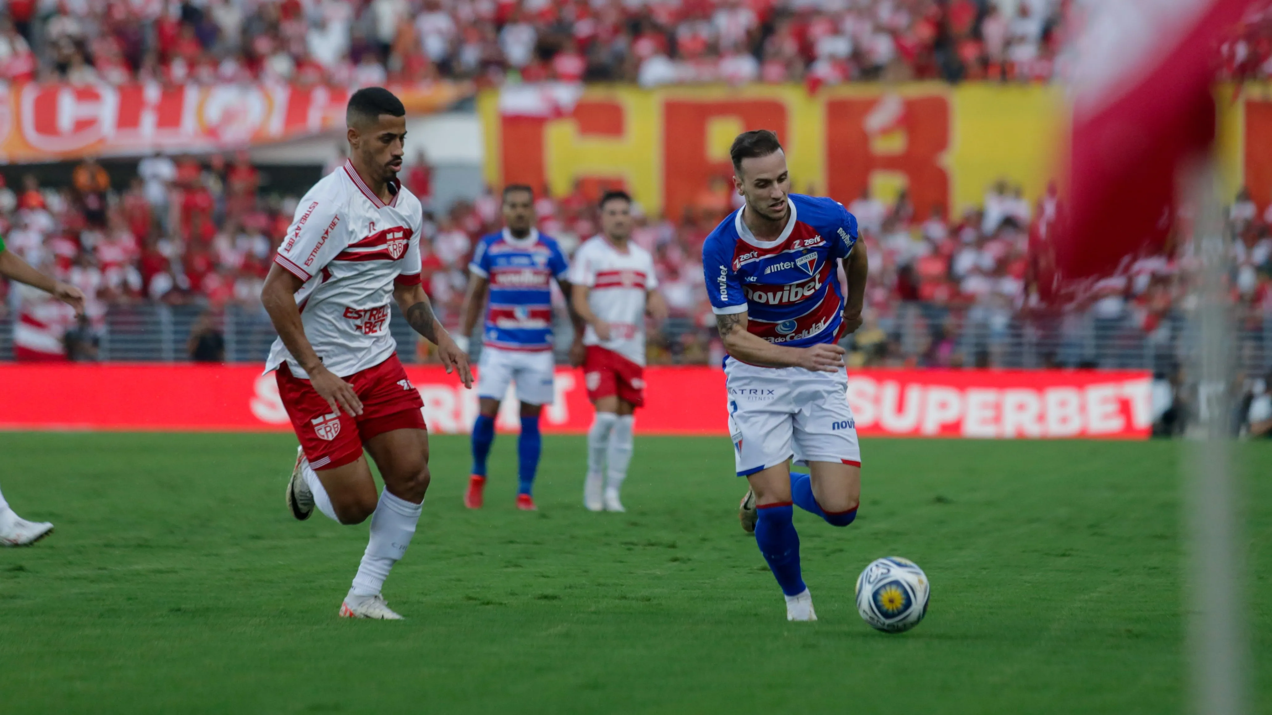 Fortaleza não facilita a saída de Pochettino - Foto: Lucas Emanuel/AGIF.