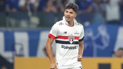 MG - BELO HORIZONTE - 15/09/2024 - BRASILEIRO A 2024, CRUZEIRO X SAO PAULO - William Gomes jogador do Sao Paulo comemora seu gol durante partida contra o Cruzeiro no estadio Mineirao pelo campeonato Brasileiro A 2024. Foto: Gilson Lobo/AGIF