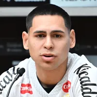 Santos fecha negócio por Caballero, garante R$ 1 milhão e fixa valor de compra