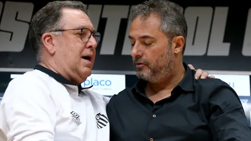 Marcelo Teixeira e Alexandre Mattos foram alvos de protesto.