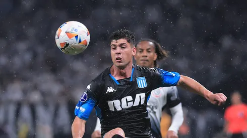 Nardoni em campo pelo Racing.