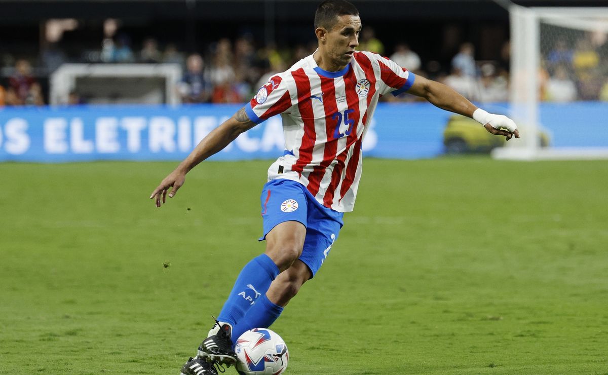 Cruzeiro volta ao mercado, mas descarta zagueiro paraguaio Gustavo Velázquez, do Cerro Porteño