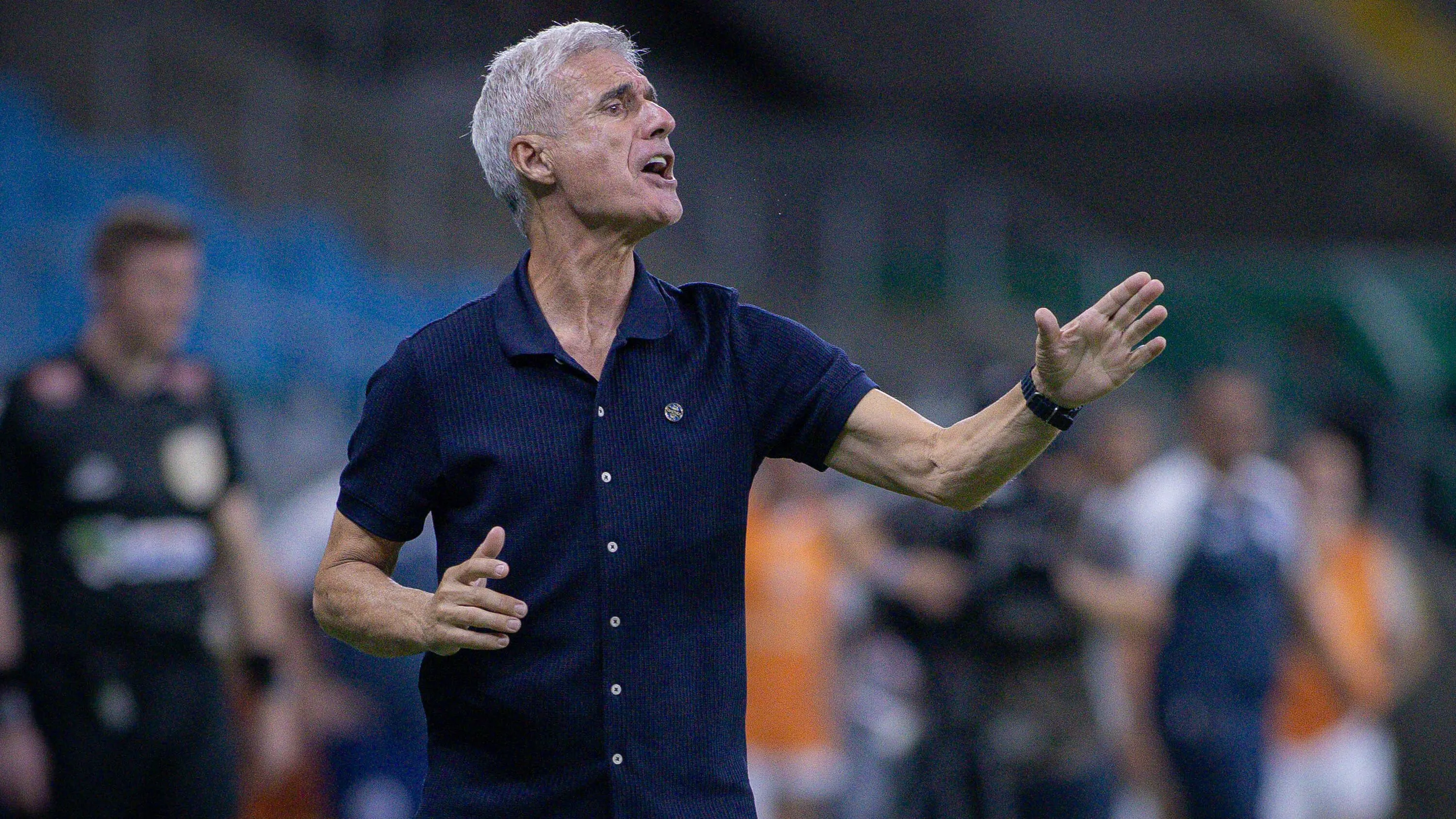 RS – PORTO ALEGRE – 14/01/2026 – GAUCHO 2026, GREMIO X SAO JOSE – Luis Castro tecnico do Gremio durante partida contra o Sao Jose no estadio Arena do Gremio pelo campeonato Gaucho 2026. Foto: Maxi Franzoi/AGIF