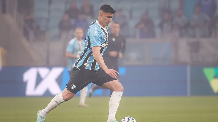 RS - PORTO ALEGRE - 10/08/2025 - BRASILEIRO A 2025, GREMIO X SPORT - Fabian Balbuena jogador do Gremio durante partida contra o Sport no estadio Arena do Gremio pelo campeonato Brasileiro A 2025. Foto: Maxi Franzoi/AGIF