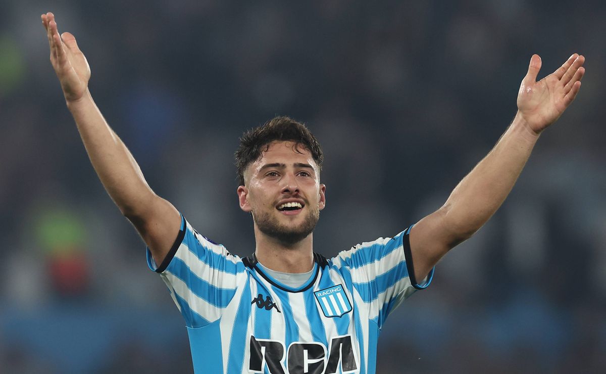 Botafogo acerta com Di Cesare e aguarda fim do transfer ban para anunciar reforço