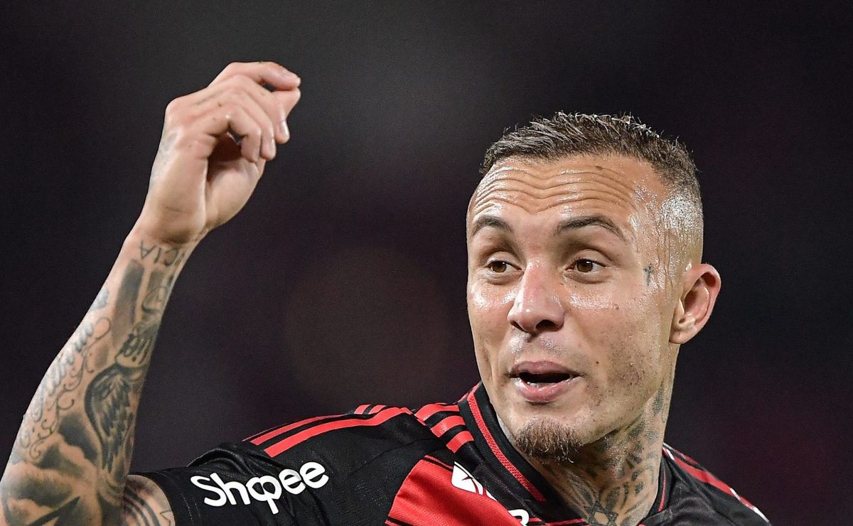Flamengo alinha renovação de Cebolinha com aumento salarial e mais dois anos de contrato