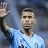 Luís Castro deixa Marcos Rocha no banco do Grêmio contra Botafogo