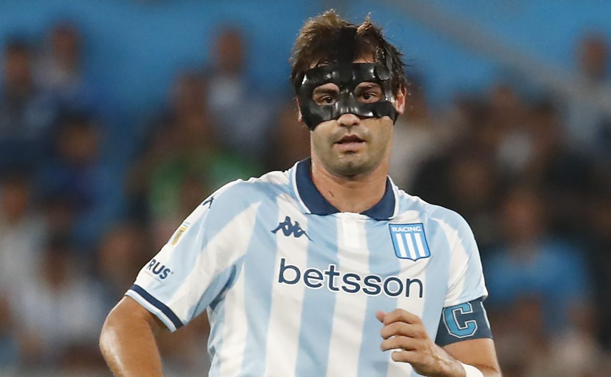 Racing pede R$ 63 milhões para vender Santiago Sosa, alvo do Flamengo no mercado da bola