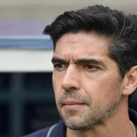 Abel vai escalar o Palmeiras com três meias contra o Vitória