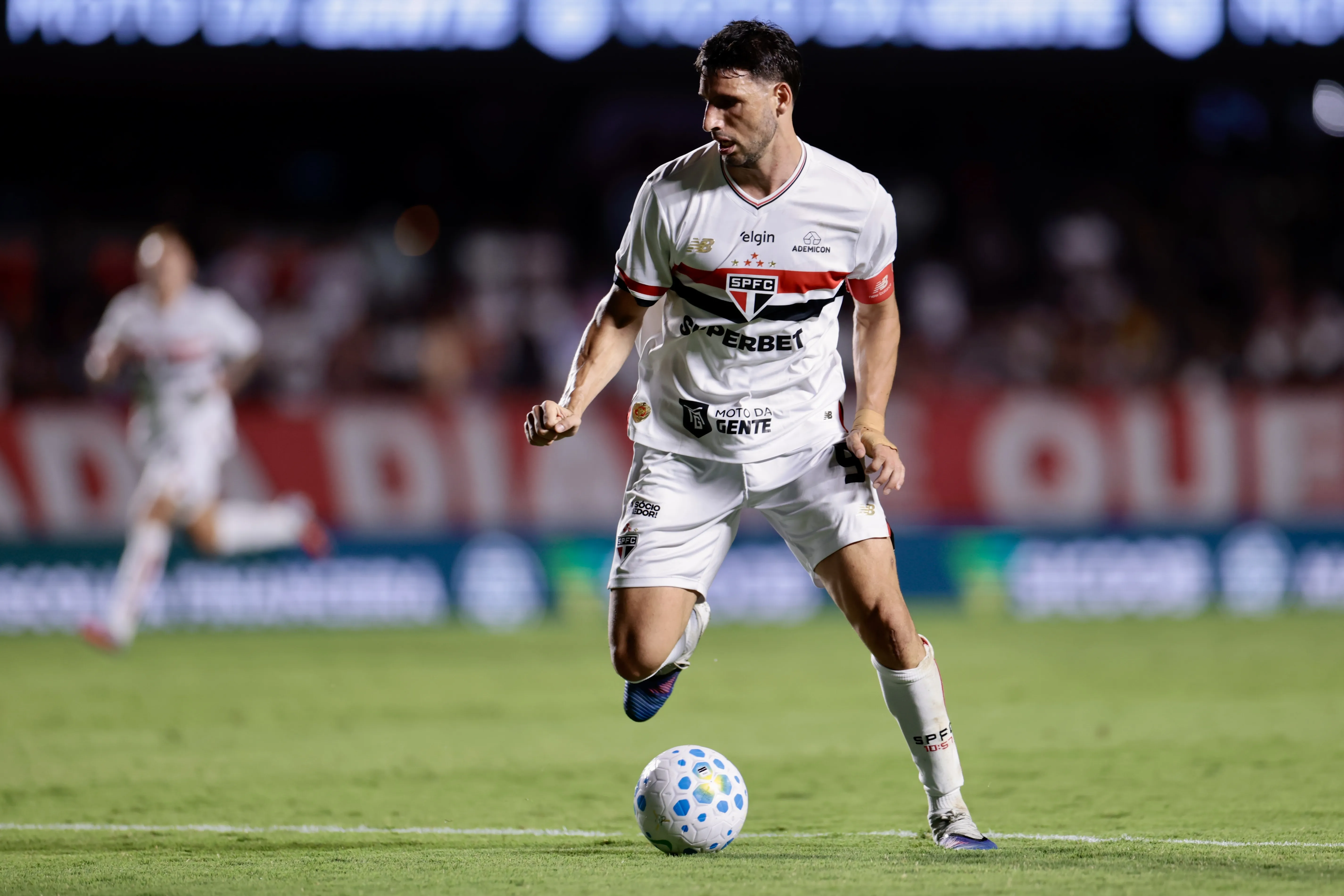 Calleri jogador do Sao Paulo durante partida contra o Flamengo no estadio Morumbi pelo campeonato Brasileiro A 2026. Foto: Marcello Zambrana/AGIF