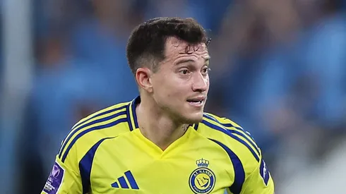 Otávio, meio-campista do Al-Qadsiah – Foto: Yasser Bakhsh/Getty Images