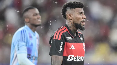 Flamengo enfrenta o Sampaio Corrêa precisando de vitória no Maracanã