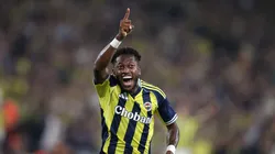 Fred está jogando no Campeonato Turco. Photo by Ahmad Mora/Getty Images