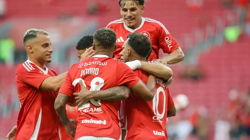 Elenco do Inter em partida pelo campeonato gaúcho (Foto: Ricardo Duarte / Internacional)