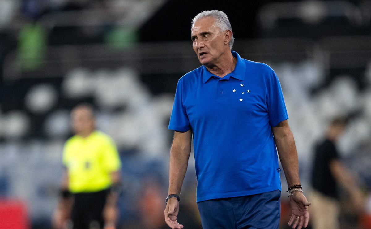 Cruzeiro aguarda avaliação de Tite, mas não descarta a contratação de um novo zagueiro