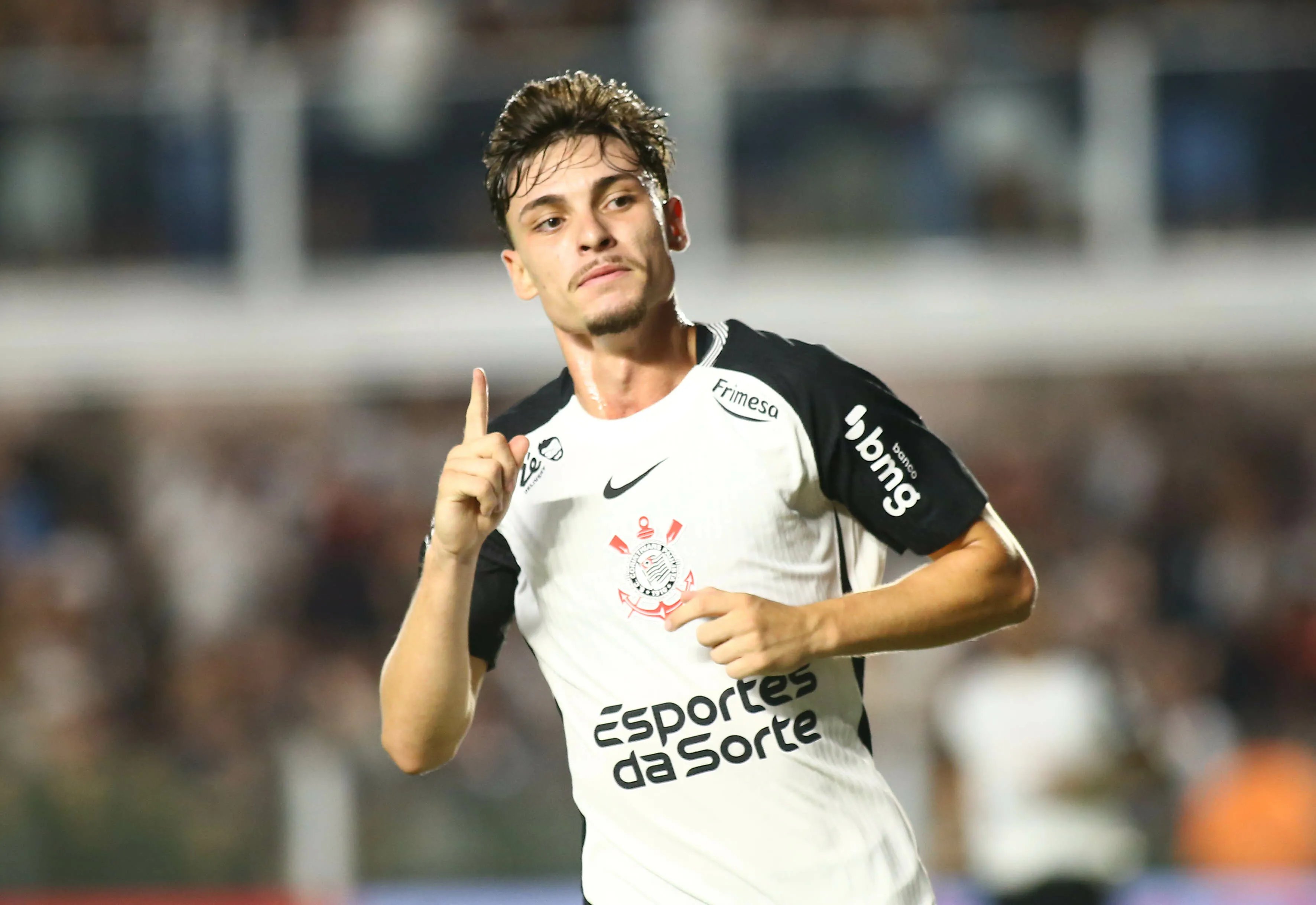 Breno Bidon jogador do Corinthians comemora seu gol durante partida contra o Bahia. Foto: Mauricio De Souza/AGIF