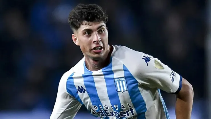 Juan Nardoni se aproxima do Grêmio.