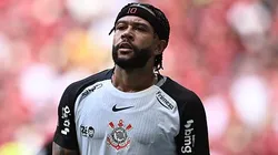 Memphis Depay em partida pelo Corinthians Foto: Ton Molina