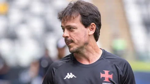 Fernando Diniz técnico do Vasco durante partida contra o Atletico-MG no estadio Arena MRV pelo campeonato Brasileiro A 2025.