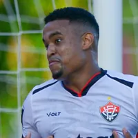 Alerrandro explica os reais motivos do baixo rendimento fora do Brasil