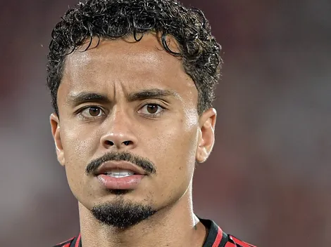 Corinthians recua pelo empréstimo de Allan, do Flamengo