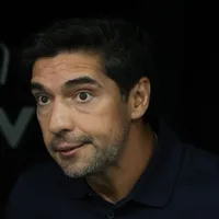 Torcida do Palmeiras critica Abel e baixo público em Palmeiras x Vitória