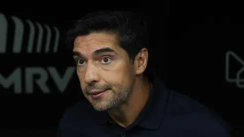 Abel Ferreira durante partida contra o Galo na Série A