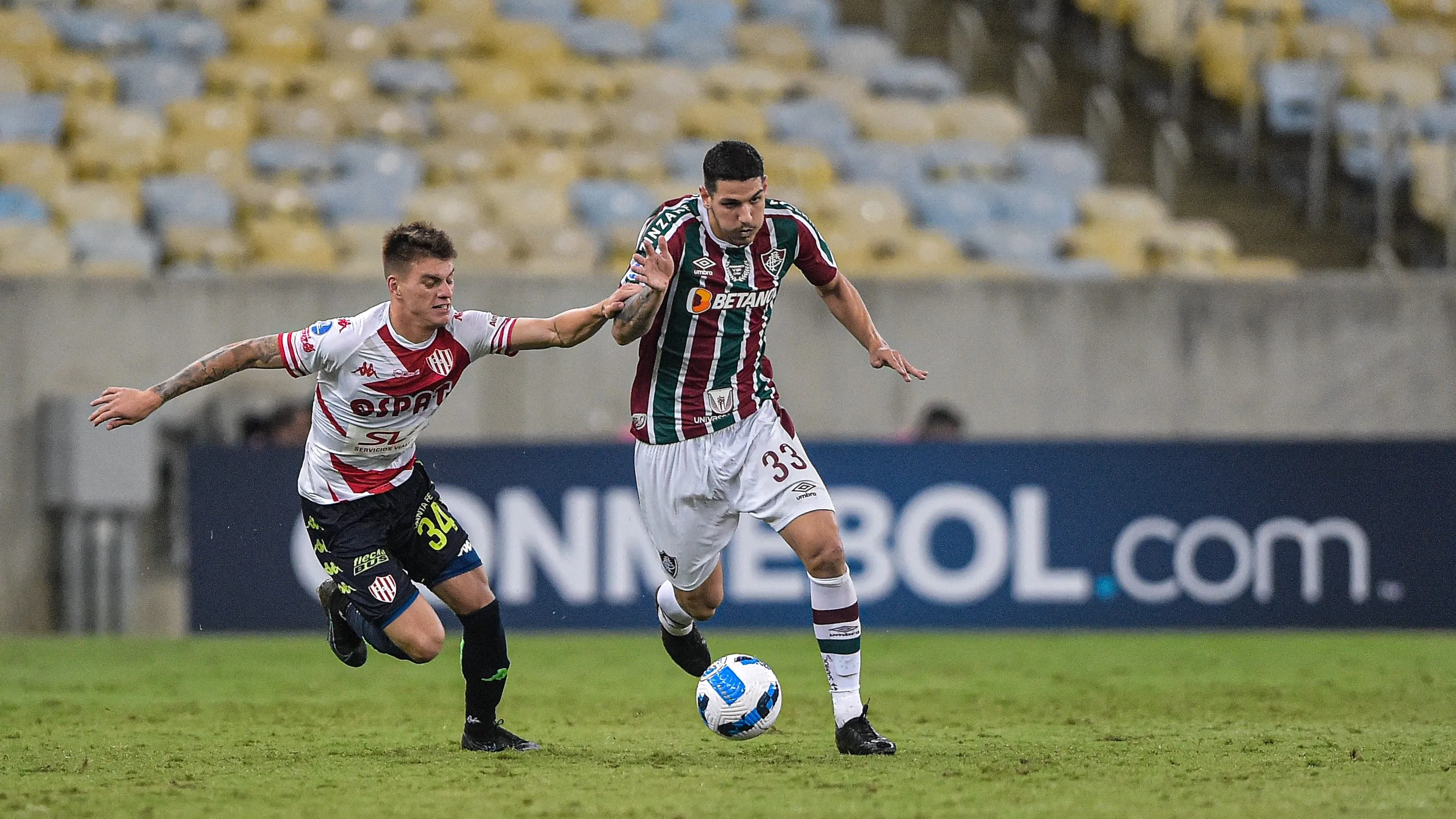 Nino foi vendido pelo Fluminense ao Zenit - Foto: Thiago Ribeiro/AGIF.