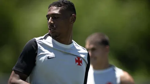 Lyncon pode deixar o Vasco em breve – Foto: Matheus Lima/ Vasco