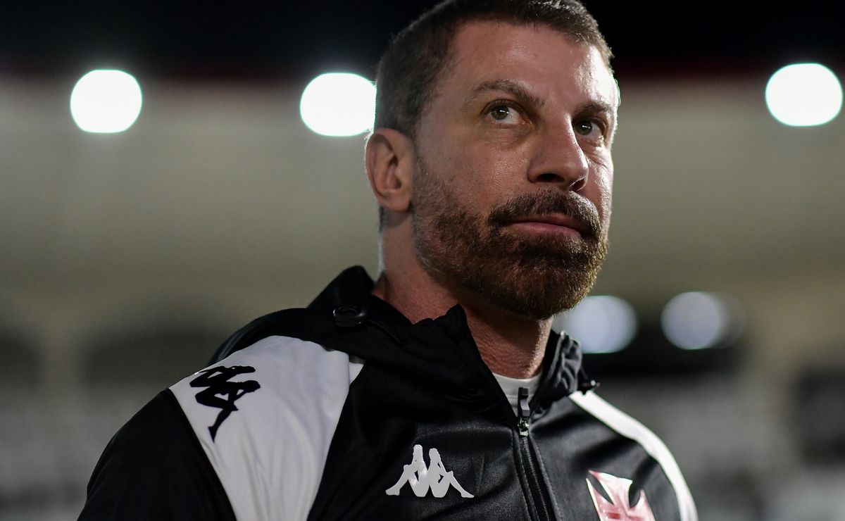 Vasco sonha com Marcelo Gallardo ou Artur Jorge, mas segue negociando com Renato Gaúcho