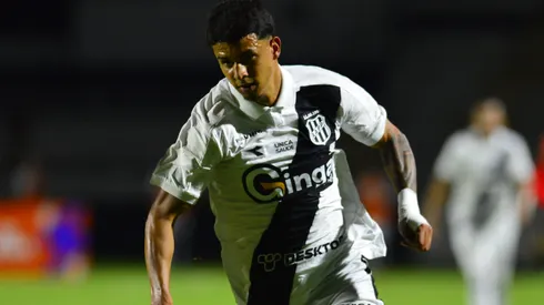 Nikolas está encaminhado com o Santos. Foto: Júlio César Costa/Ponte Preta