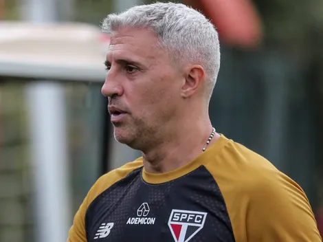 São Paulo mantém titulares e Crespo repete base contra o Santos