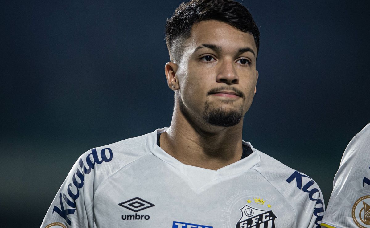São Paulo vê Marcos Leonardo permanecer no Al-Hilal e trata possível retorno como algo distante