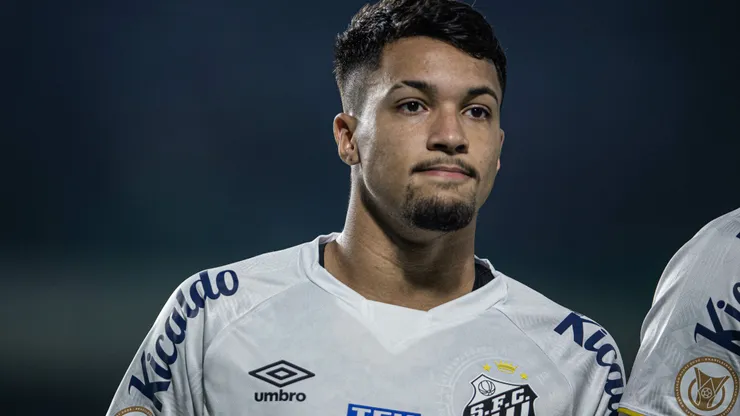 GO - GOIANIA - 09/11/2023 - BRASILEIRO A 2023, GOIAS X SANTOS - Marcos Leonardo jogador do Santos durante partida contra o Goias no estadio Serrinha pelo campeonato Brasileiro A 2023. Foto: Isabela Azine/AGIF