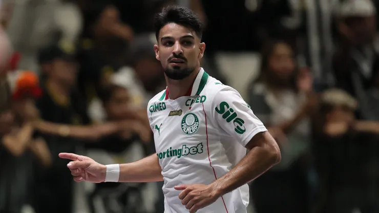 MG - BELO HORIZONTE - 28/01/2026 - BRASILEIRO A 2026, ATLETICO X PALMEIRAS - Flaco Lopez jogador do Palmeiras comemora seu gol durante partida contra o Atletico no estadio Arena MRV pelo campeonato Brasileiro A 2026. Foto: Gilson Lobo/AGIF