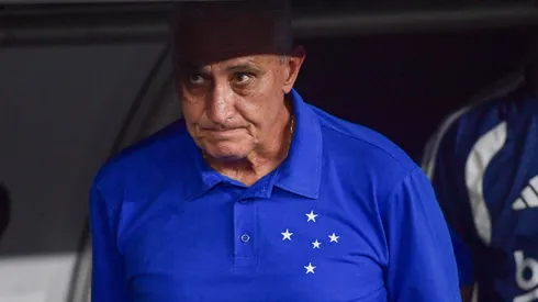 Tite técnico do Cruzeiro durante partida contra o Botafogo no estadio Engenhão pelo campeonato Brasileiro A 2026.