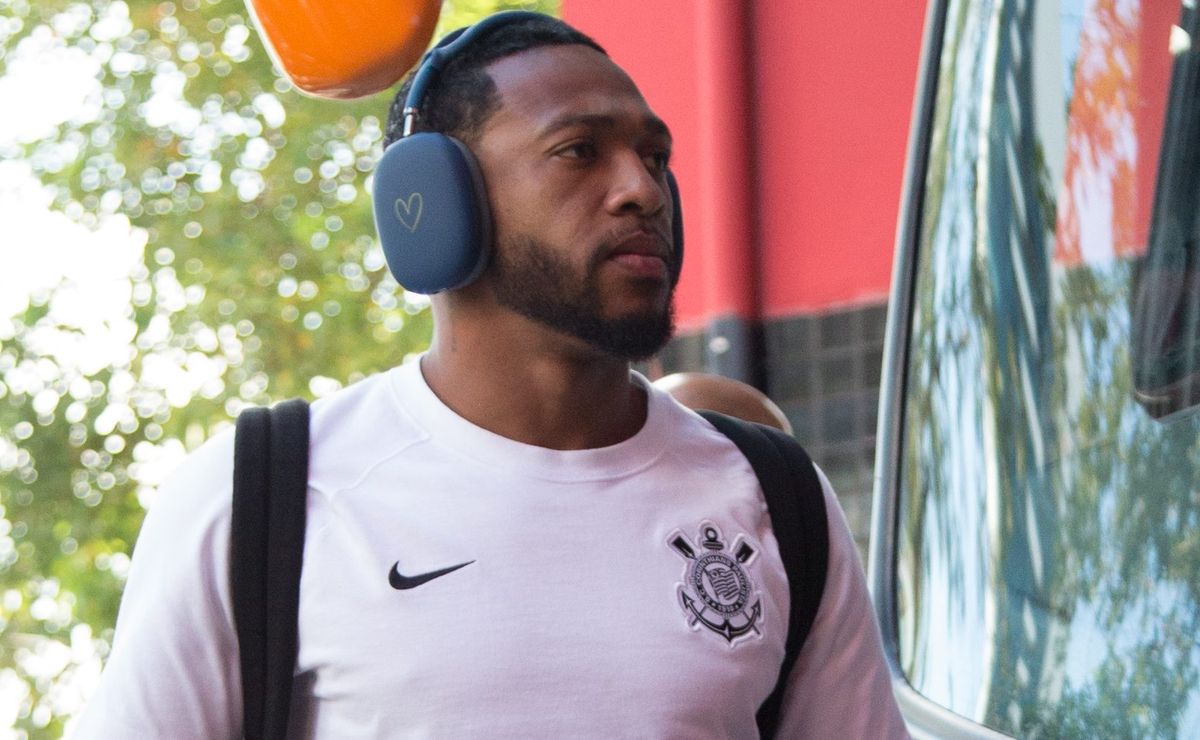 José Martínez afastado do Corinthians após sumiço é completamente descartado pelo técnico Dorival Júnior