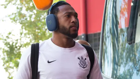 José Martínez segue sem se apresentar ao Corinthians em 2026.