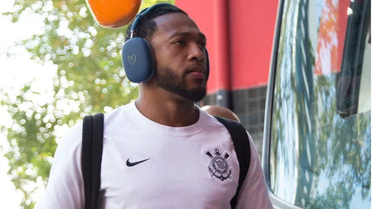 José Martínez segue sem se apresentar ao Corinthians em 2026.