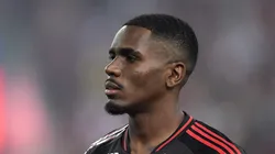 Evertton Araújo é sondado por time da Inglaterra.