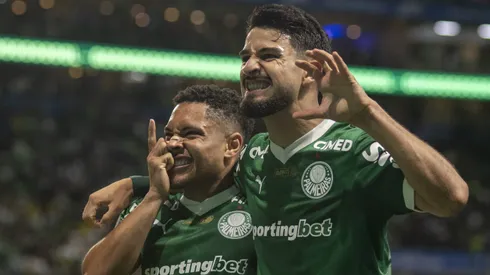 Vitor Roque e Flaco López serão titular logo mais contra o Vitória na Arena Barueri